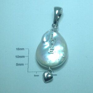 Silver Fresh Water Pearl Earring